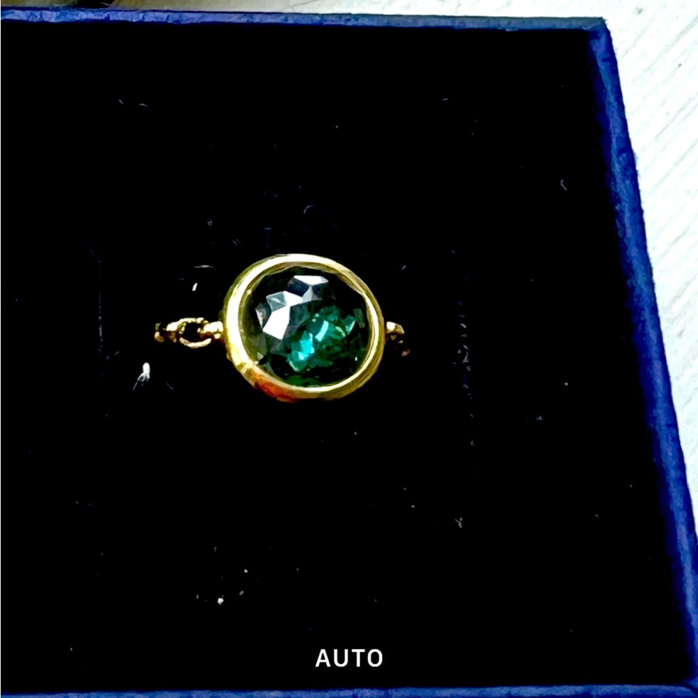 Swarovski Talia ring size 7